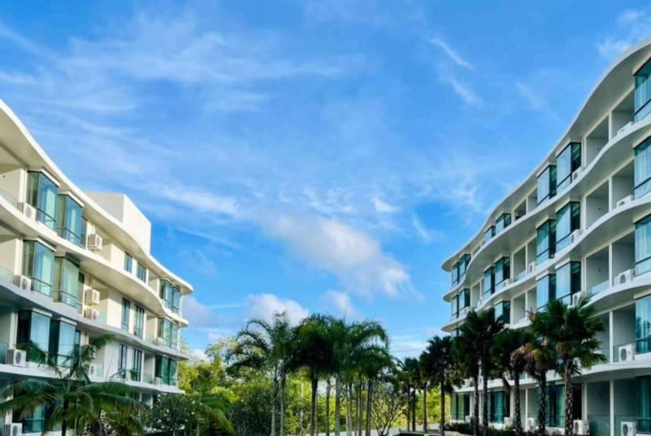 Wyndham La Vita Rawai Phuket エクステリア 写真