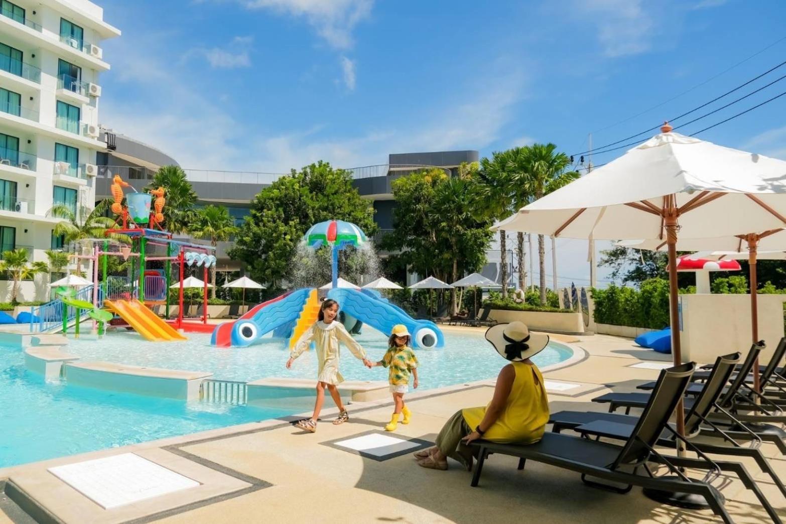 Wyndham La Vita Rawai Phuket エクステリア 写真