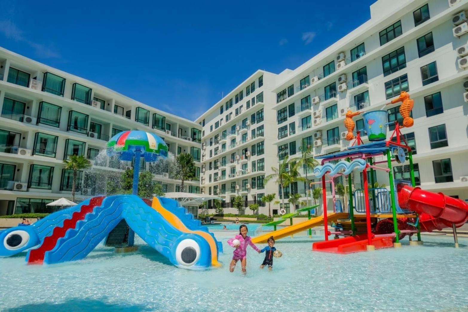 Wyndham La Vita Rawai Phuket エクステリア 写真