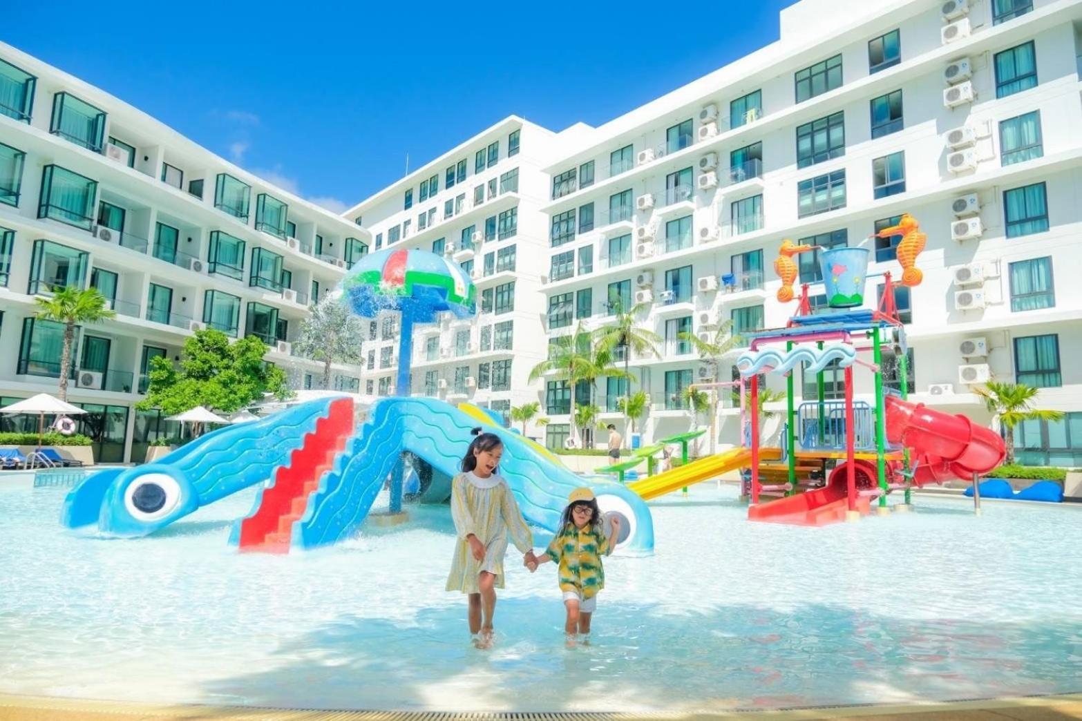 Wyndham La Vita Rawai Phuket エクステリア 写真