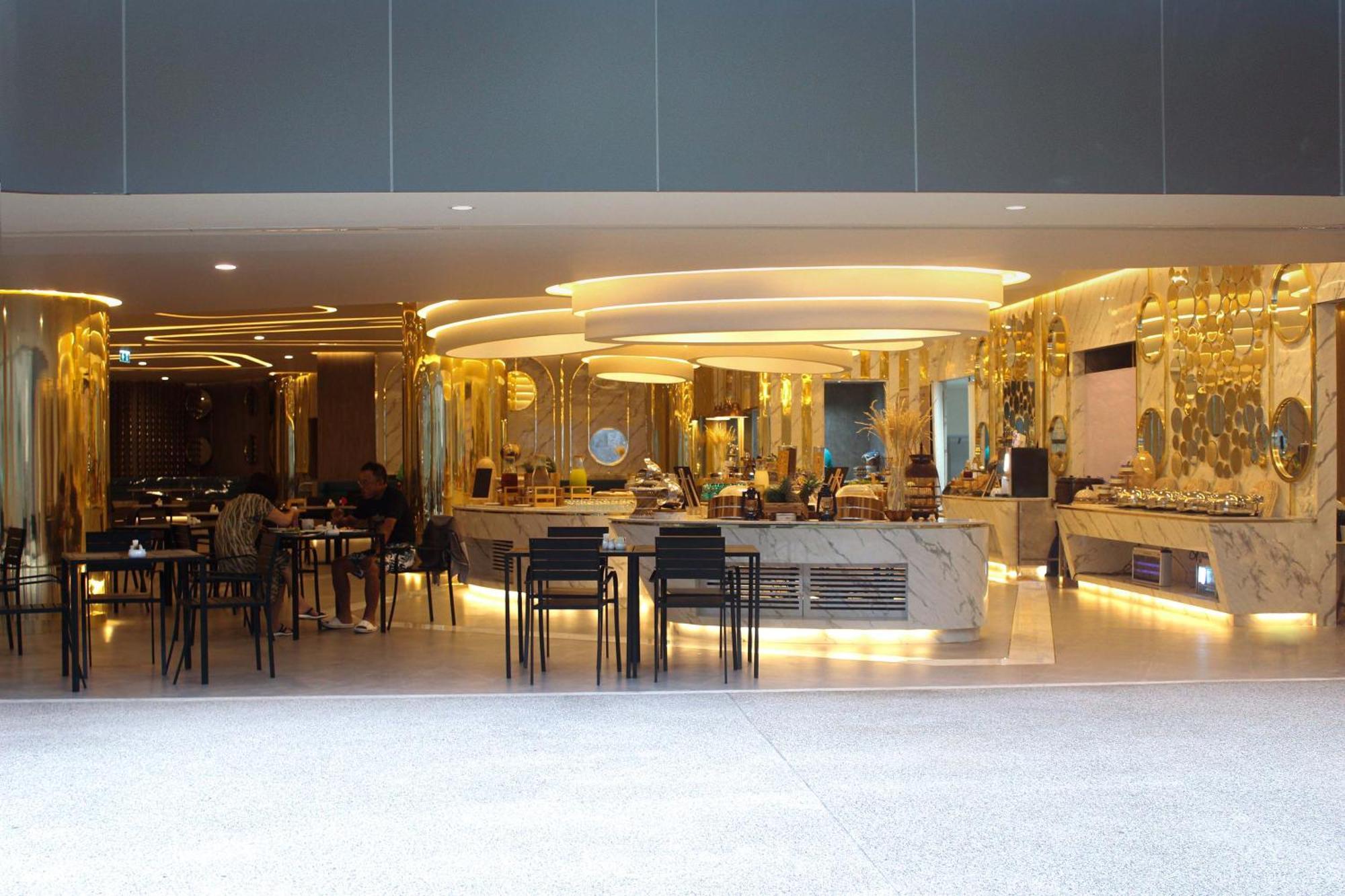 Wyndham La Vita Rawai Phuket エクステリア 写真