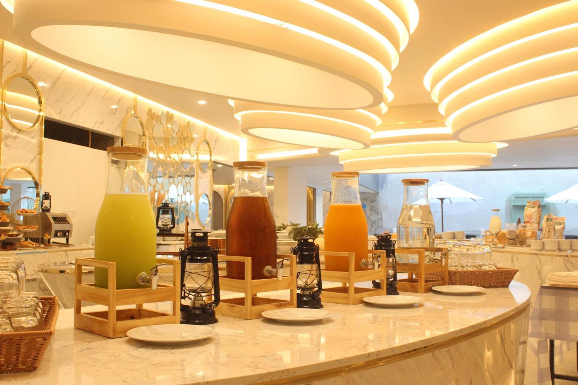 Wyndham La Vita Rawai Phuket エクステリア 写真