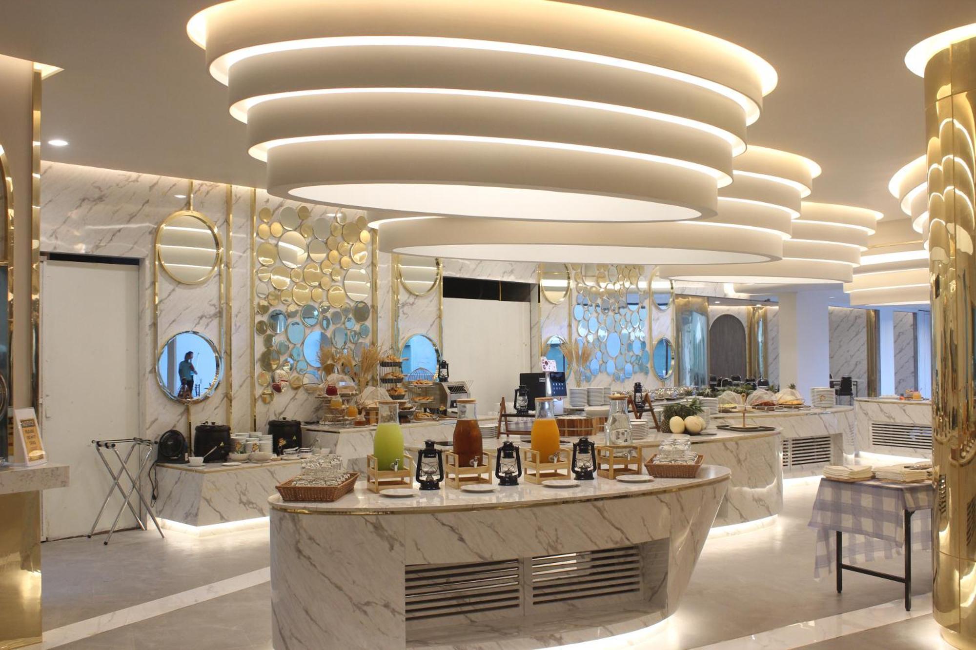 Wyndham La Vita Rawai Phuket エクステリア 写真